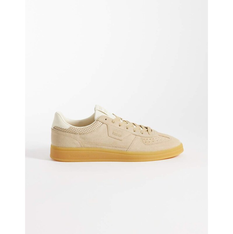 Tommy Jeans Greenwich suede trainers in beige-Neutral