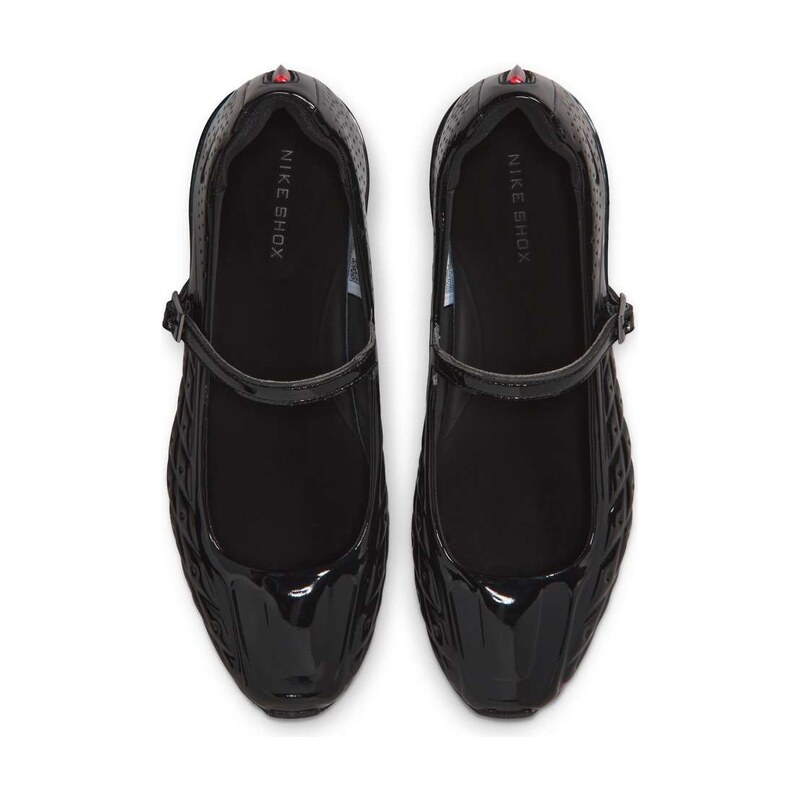 Nike Shox Calistra trainers in black