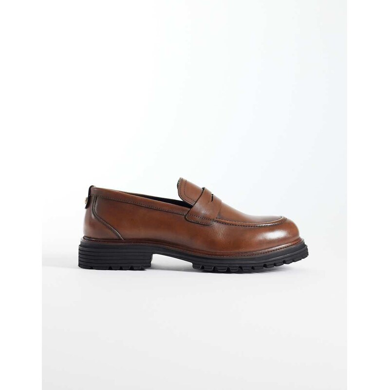 ASOS DESIGN penny loafer with cleated sole in tan leather-Brown