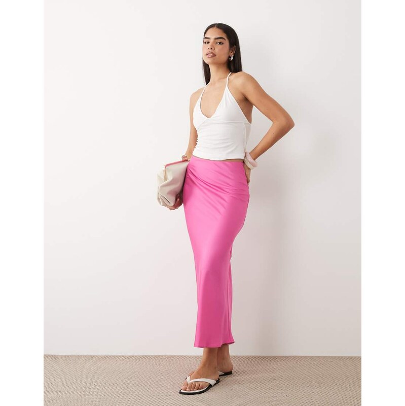 Vila satin maxi skirt in bright pink 115555094