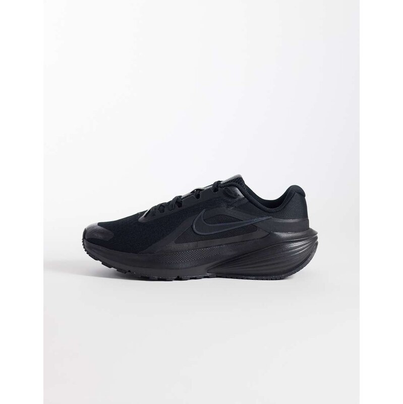 Nike Running Downshifter 14 trainers in black