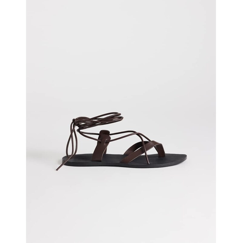 Topshop Maisie strappy flat sandal in chocolate-Brown