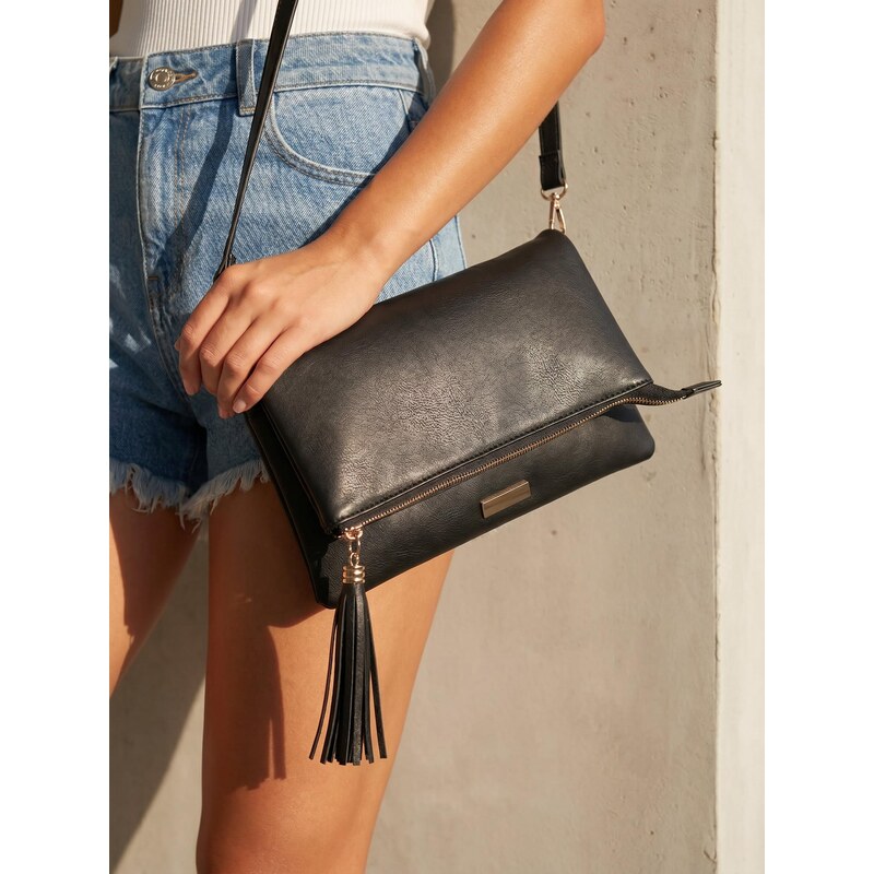 Sinsay - Crossbody kabelka s ozdobným zipem - černá 115566536