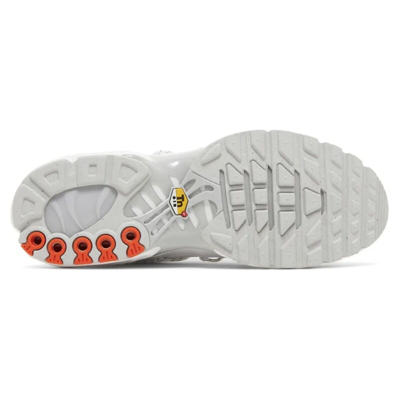Nike Air Max Plus Utility Safety Orange Pure Platinum