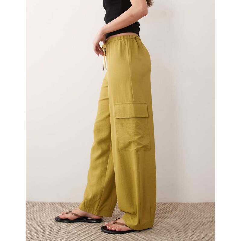 Miss Selfridge tailored utility trouser in olive-Green