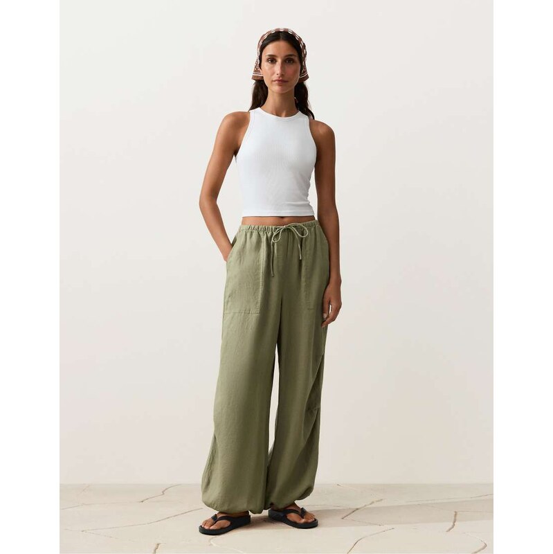 OYSHO 100% linen cargo bloomer trousers in green 115568869