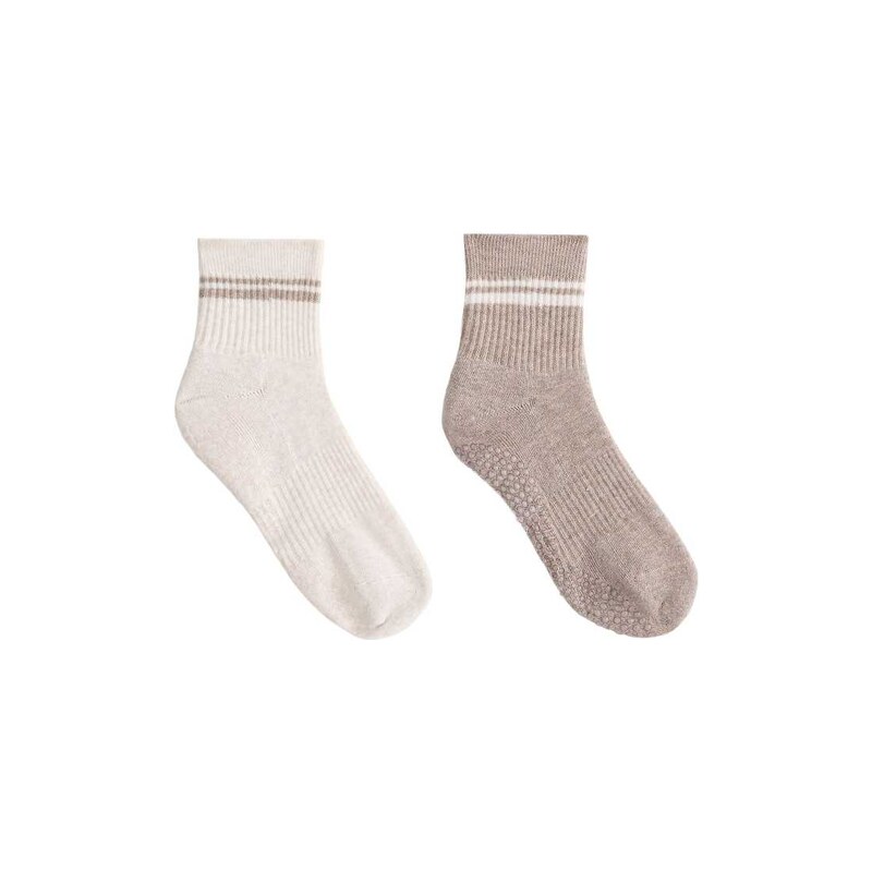 OYSHO 2 pairs of cotton padded quarter yoga and pilates socks in brown 115568876