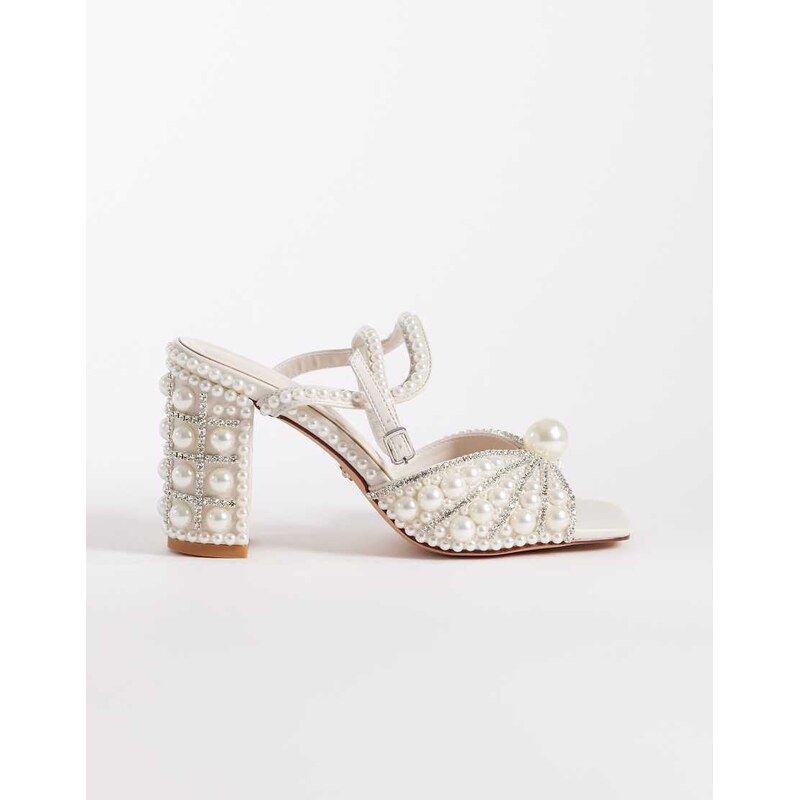 Azalea Wang Esteva block heeled sandals in white pearls 115604932