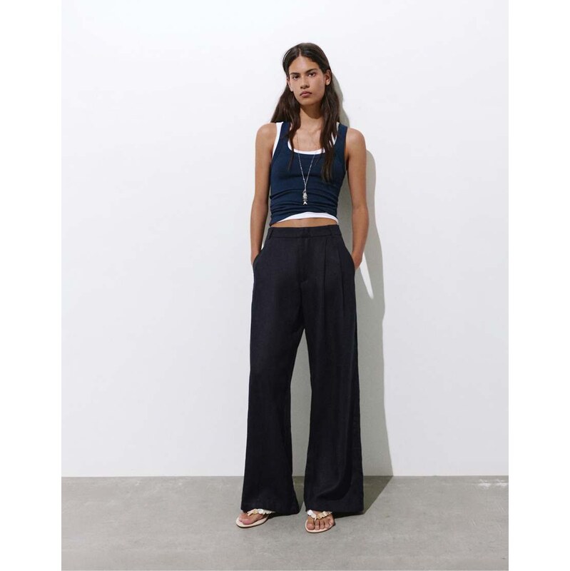 Pull&Bear Linen trousers with pleats in navy 115589965