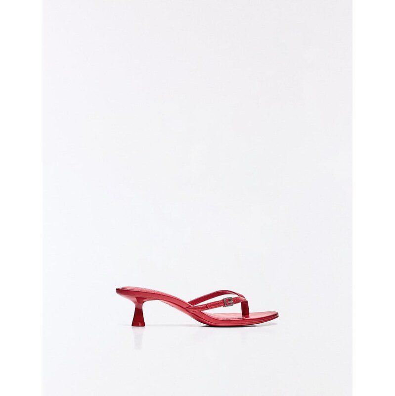 Bershka Buckle thong heeled sandals in red 115589966
