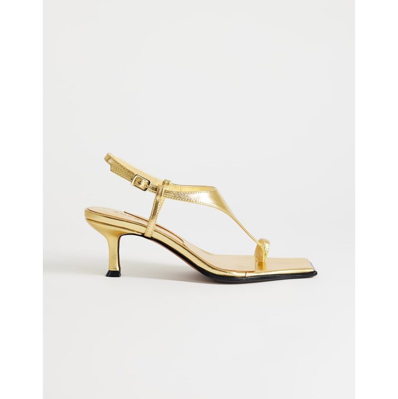 Topshop Selina tie up heeled sandal with toe loop in gold-Green 115678666