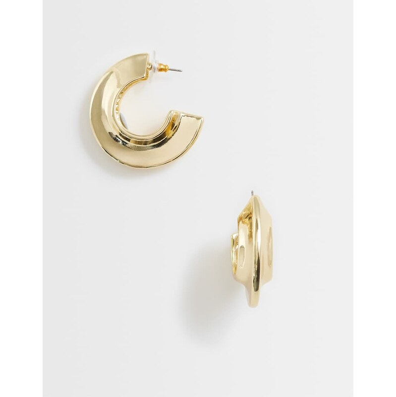 Topshop Cassie chunky hoop earrings in gold tone 115591608