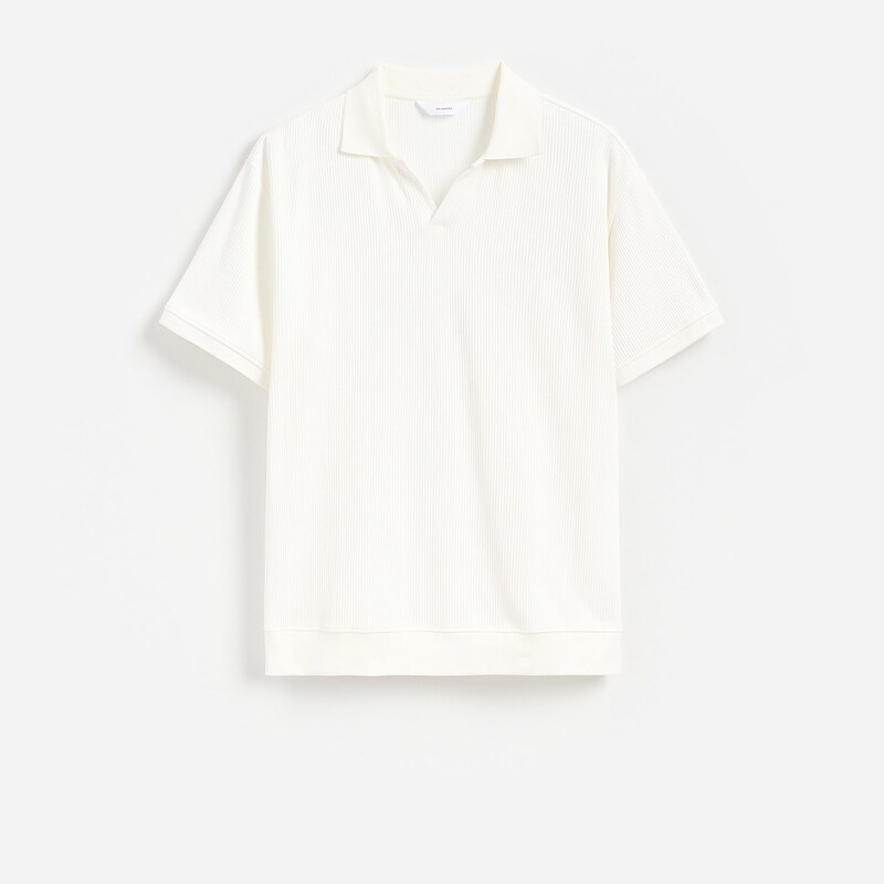 Reserved - Polo comfort fit z bavlny - krémová