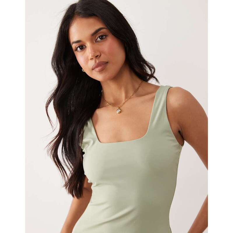 Good American sculpting square neck sleeveless bodysuit in sage-Green 115595136