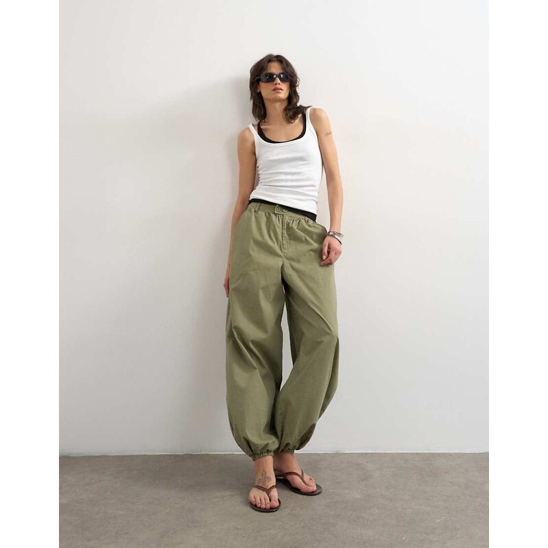 Topshop balloon ripstop cargo trouser in khaki-Green 115609857