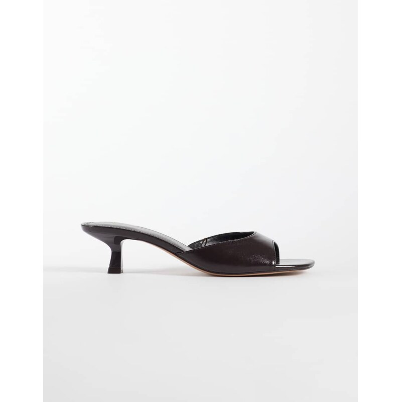 Mango starring Hailey Bieber faux leather low heeled mule sandal in 115610368