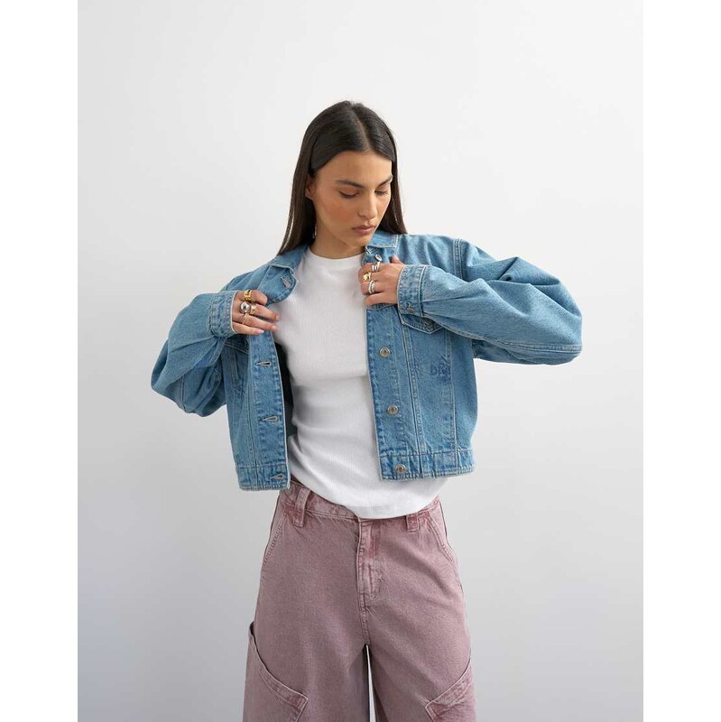 Topshop denim cropped padded shoulder jacket in bleach-Blue
