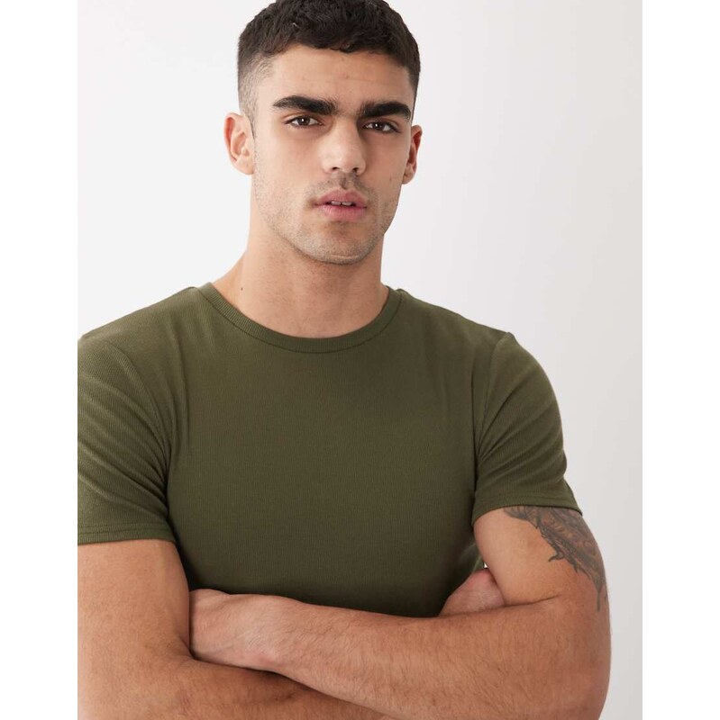 ASOS DESIGN Essentials muscle fit t-shirt in khaki rib-Green
