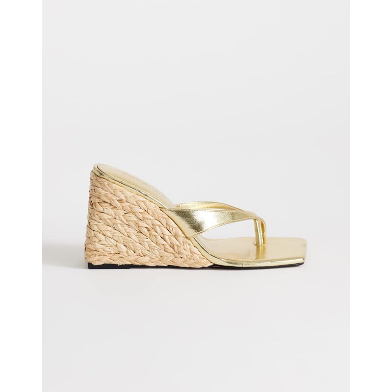 Topshop Naomi raffia wedge toe loop mule sandal in gold-Neutral 115634303