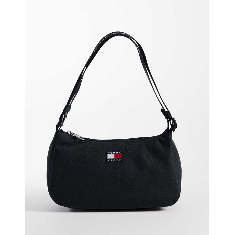 Tommy Jeans essential daily shoulder bag in black 115634396