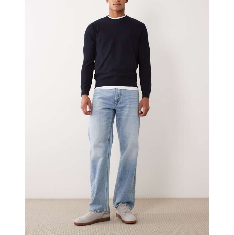 Calvin Klein Jeans 90s straight leg jeans in light blue wash 115634412