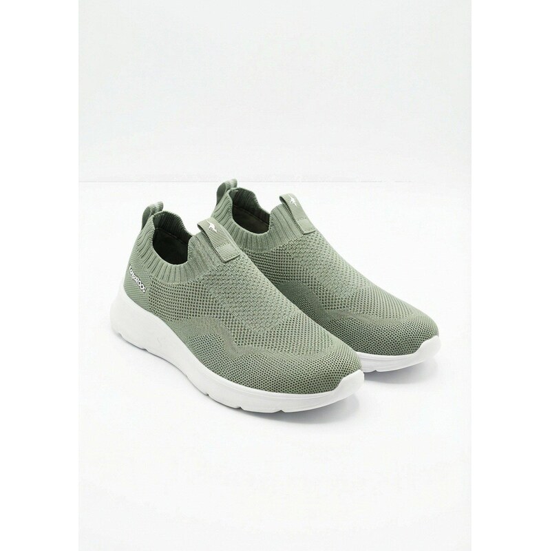 bonprix Nazouvací boty značky Kangaroos zelená Žena 115637262