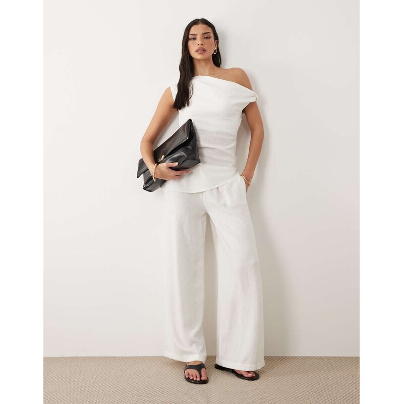 TALA Resort wide leg linen trousers in ivory-White