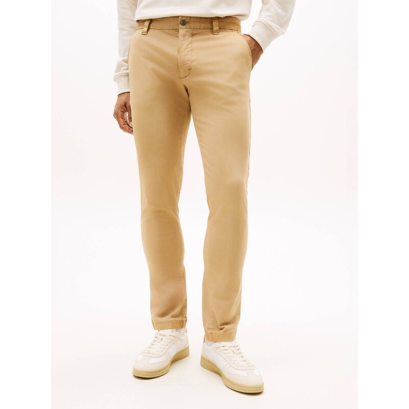 Tommy Jeans Kalhoty chino Scanton TH x F.C. Liverpool | Slim Fit