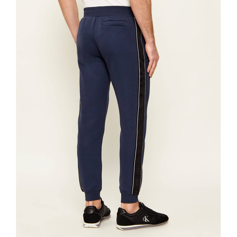GUESS ACTIVE Tepláky Mickey | regular fit