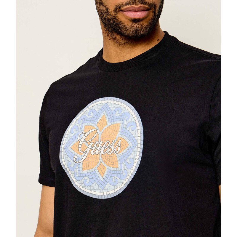 GUESS Tričko MOSAIC TILE | regular fit