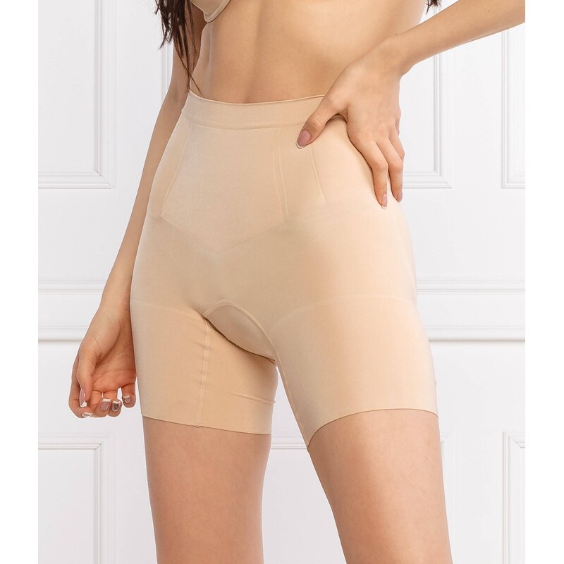 Spanx Tvraující kalhotky OnCore Mid-Thigh 59917465
