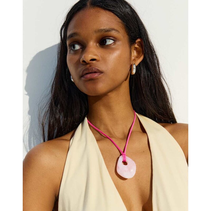 Bershka Resin rope necklace in pink 115646705