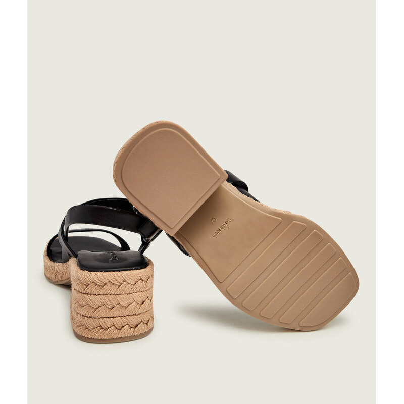 Calvin Klein Kožené sandály na klínku