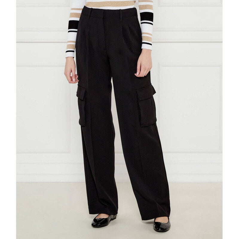 GUESS Kapsáče MATEA PERFECT | Regular Fit