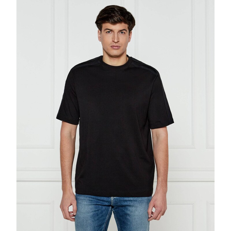 Armani Exchange Tričko | Regular Fit