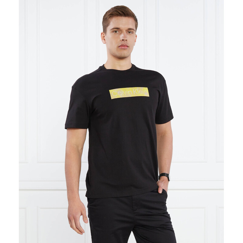 Calvin Klein Tričko CAMO RAISED BOX LOGO | Comfort fit