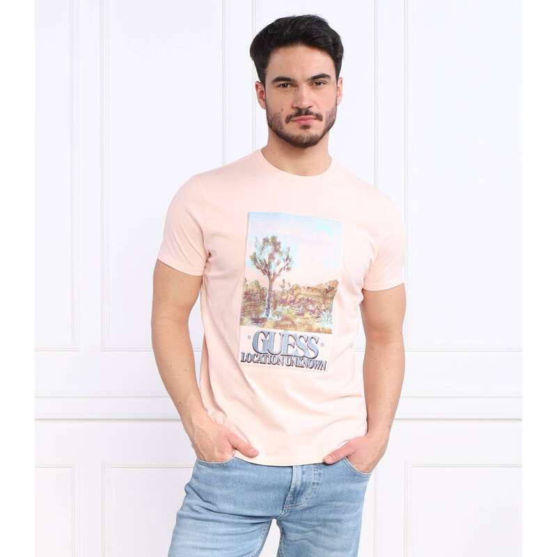 GUESS Tričko DESERT PHOTO | Regular Fit