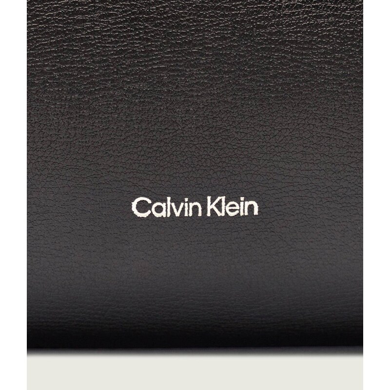 Calvin Klein Hobo kabelka