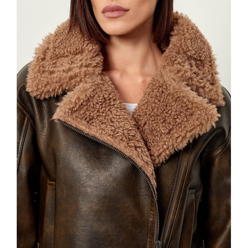 GUESS Oteplená bunda YOLENE | shearling | regular fit