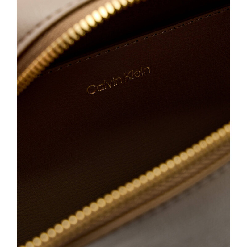 Calvin Klein Crossbody kabelka