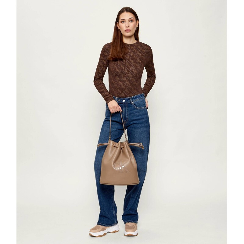 Calvin Klein Vak