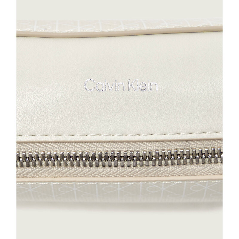 Calvin Klein Crossbody kabelka