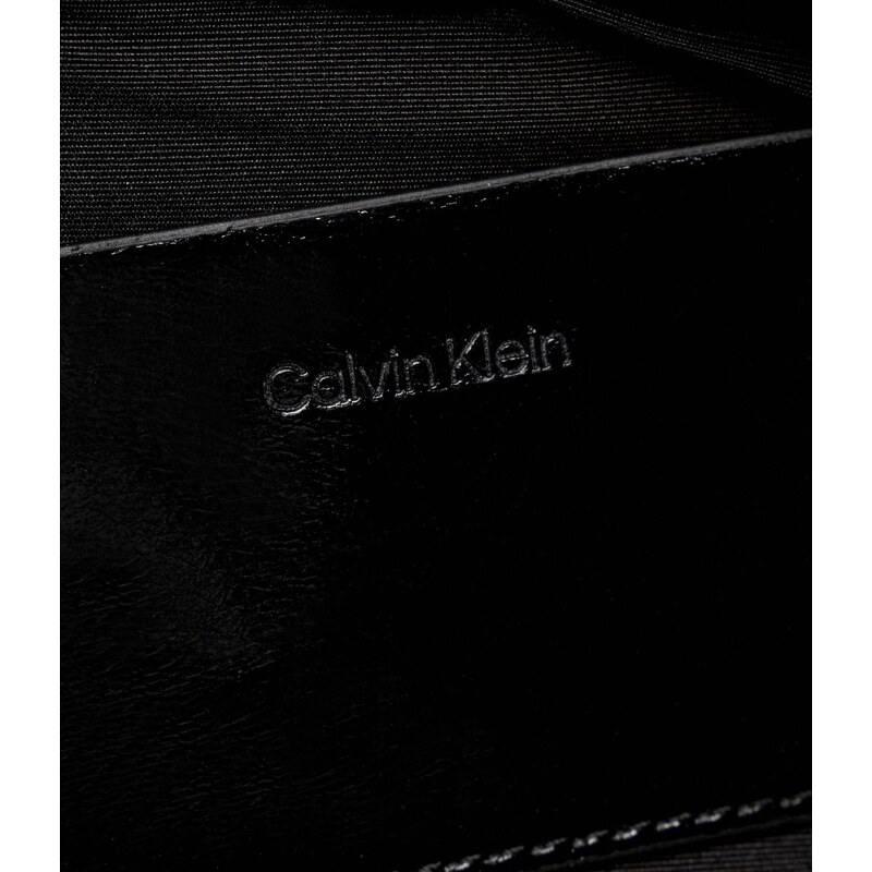 Calvin Klein Kabelka na rameno