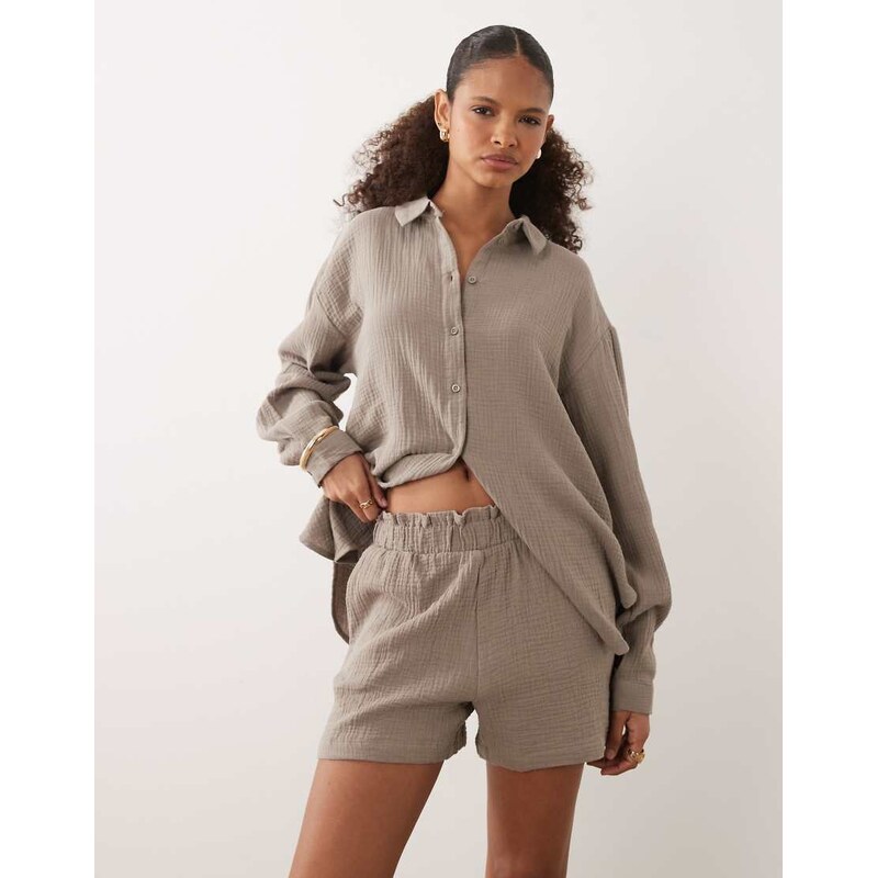 JDY cheesecloth shorts co-ord in light brown