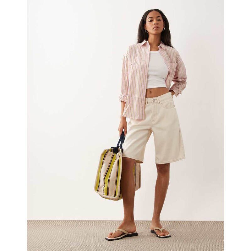 Vila contrast stitch longline denim shorts in ecru-White 115648570