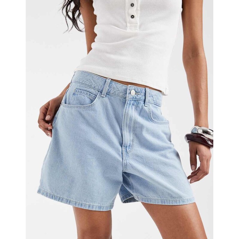 Vero Moda Kirsa high waist loose fit denim shorts in light blue wash 115648591