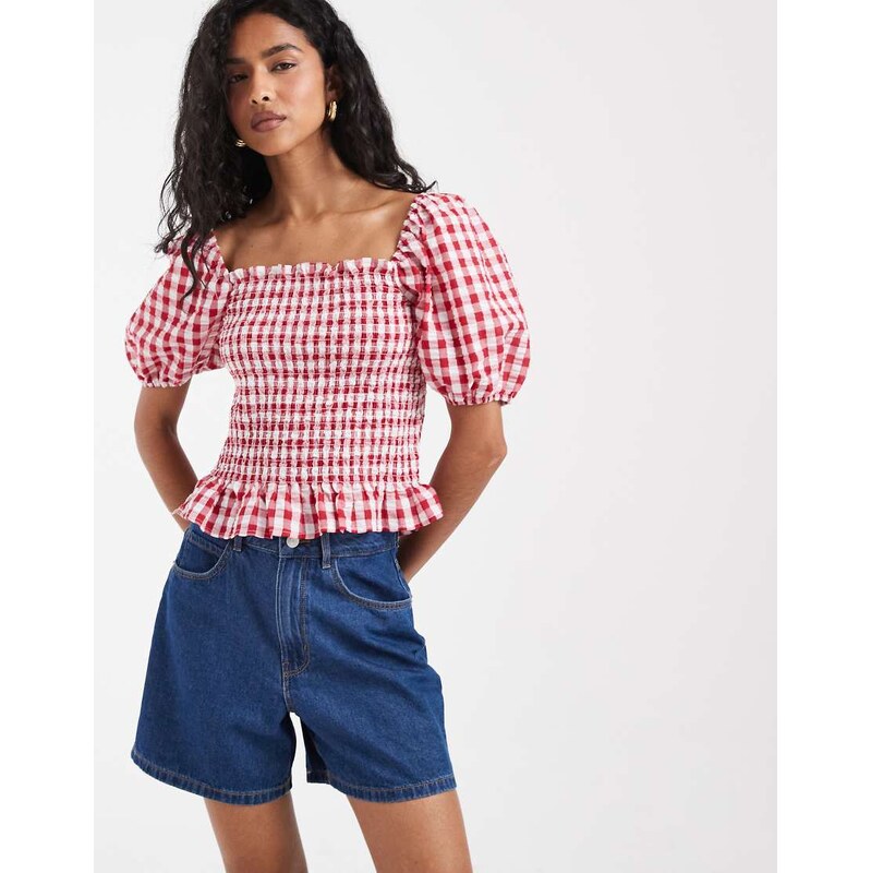 Vero Moda Kirsa high waist loose fit denim shorts in medium blue wash 115648592
