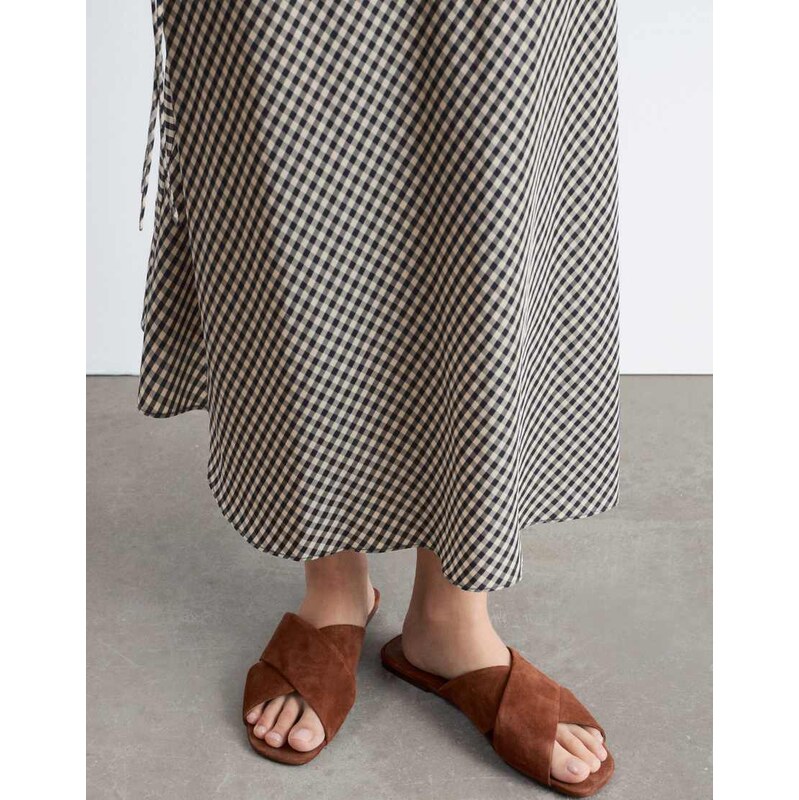 & Other Stories pure leather and suede flat criss cross sandal in 115648641