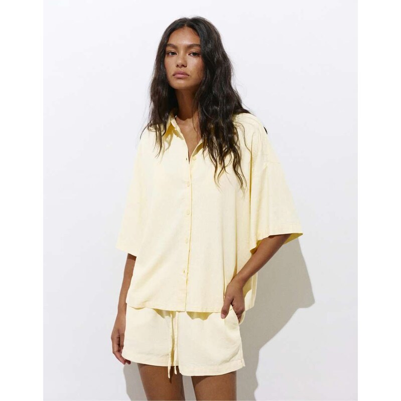 Pull&Bear Short sleeve linen blend shirt in vanilla-Neutral 115682071