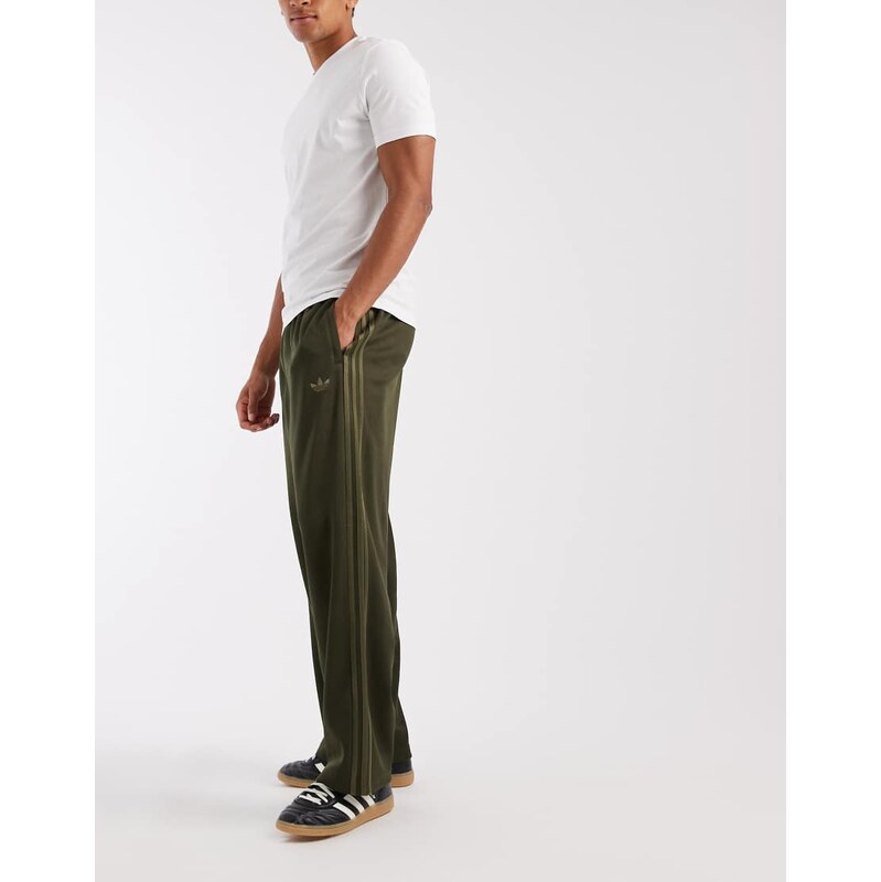adidas Originals Adicolor loose trackpants in night cargo-Black 115682097